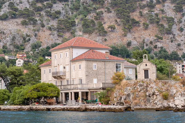 Perast é uma cidade antiga em Montenegro — Fotografia de Stock