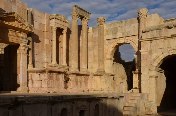 Güney tiyatro, jerash