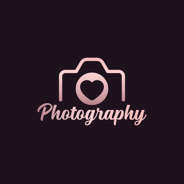 Photography logo design with camera and a heart — Stock Vector