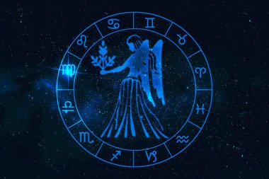Galaksi yıldızlarının arka planına sahip on iki zodyak içerisindeki virgohoroscope işareti, çokgen düşünen adamın grafiği 