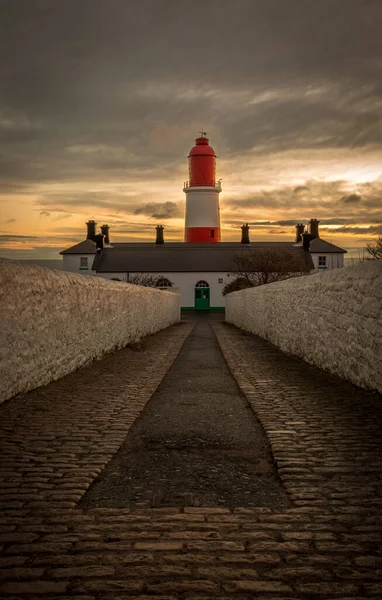 Cobbled Pathway Red White Striped Meter Tall Souter Lighthouse Marsden — Stockfoto