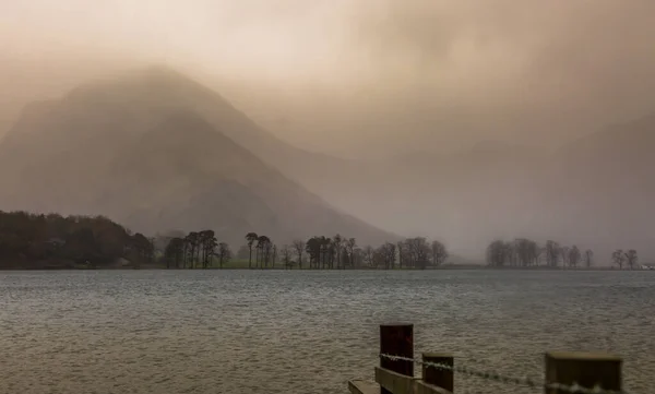 Day Heavy Rain Buttermere English Lake District Surrounding Fells Covered — Foto Stock