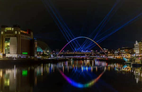Oudejaarsavond Newcastle Engeland Binnen Brengen Een Lasershow Stad Met Laserstralen — Stockfoto