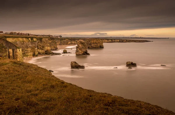 Θέα Κατά Μήκος Του Κόλπου Marsden Κοντά Sunderland Των Βράχων — Φωτογραφία Αρχείου