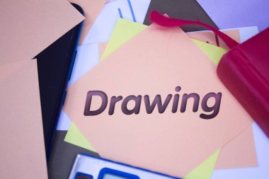 Çizim. Yapışkan kağıt üzerinde metin. Olay, kutlama anımsatıcı mesajı.