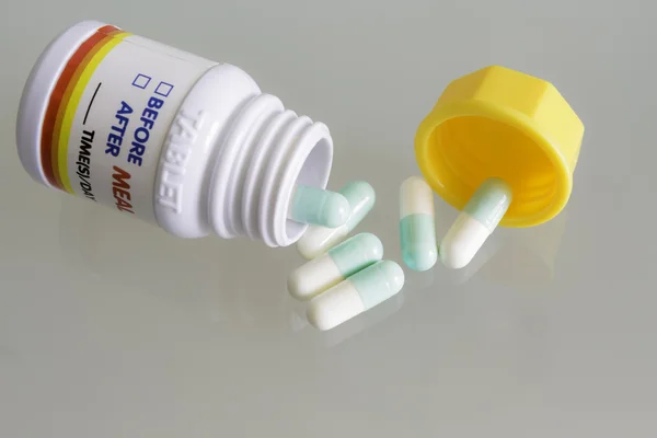 Bottle of pills — Stock Photo, Image