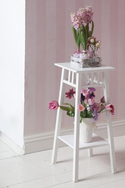 pembe Gül ve sümbül çiçeği