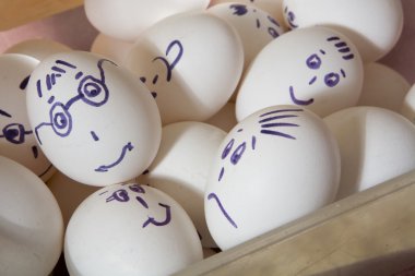 çizimlerle kapak yumurta