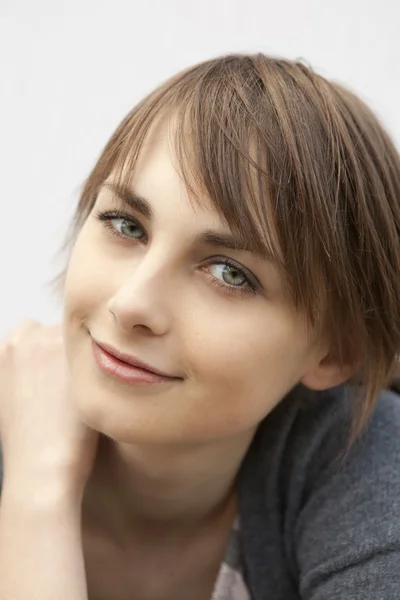 Retrato de mujer sonriente —  Fotos de Stock