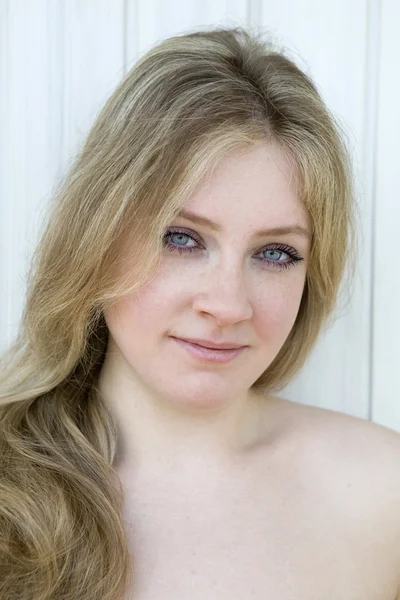 Portrait of blond teen girl — Stock Photo, Image