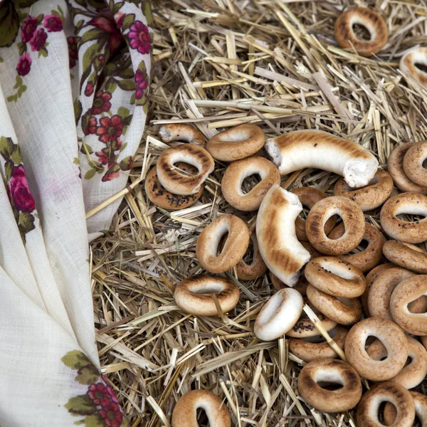 Los secados de la rosquilla forman la comida rusa - los anillos de pan — Foto de Stock