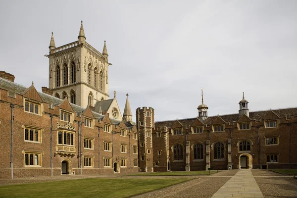 El New Court St John 's College de la Universidad de Cambridge —  Fotos de Stock