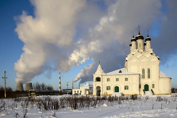 Kyrka — Stockfoto