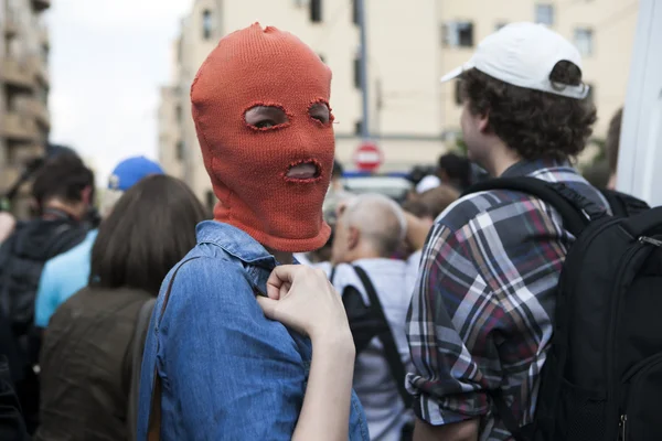 Protesta contra el veredicto y apoyo a los miembros de la banda feminista punk Pussy Riot — Foto de Stock