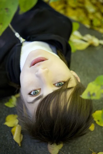 Portrait young attractive woman with blue eyes — Stock Photo, Image