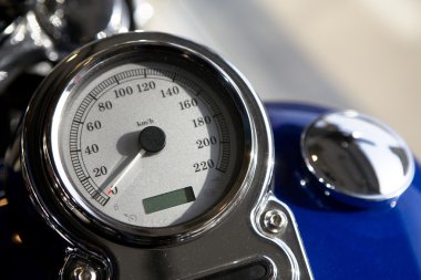 Motosiklet hız göstergesi