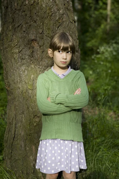 Niña en el parque — Foto de Stock