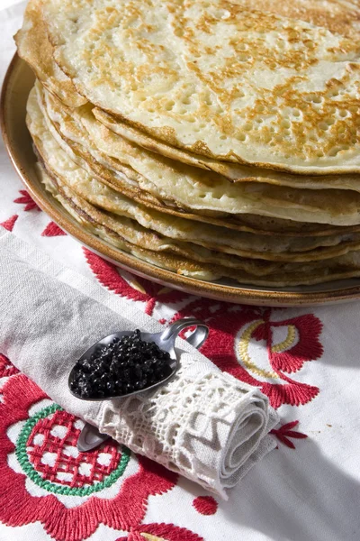 Pancakes and caviar — Stock Photo, Image