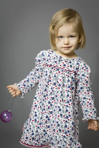 Niña en bonito vestido — Foto de Stock