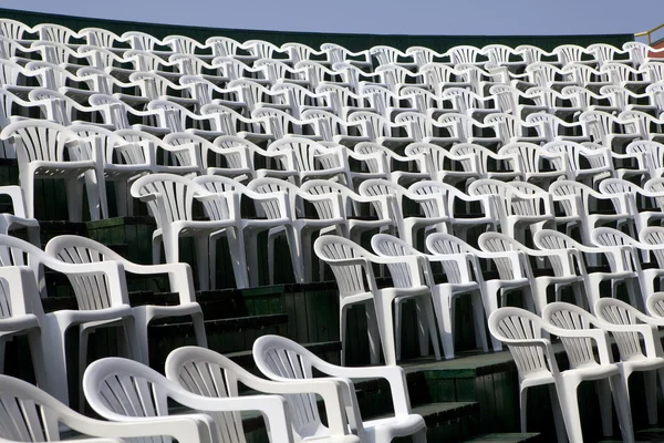 Plastic stoelen — Stockfoto