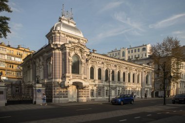 MOSCOW, RUSSIA - Ekim 2021: Pyatnitskaya Caddesi 33-35, Zamoskvorechye 'deki Korobkova Köşkü