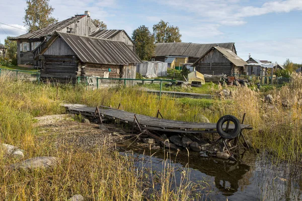 View Small Pier Abandoned Village House Shore Bay Lake Ladoga — Stock Photo, Image