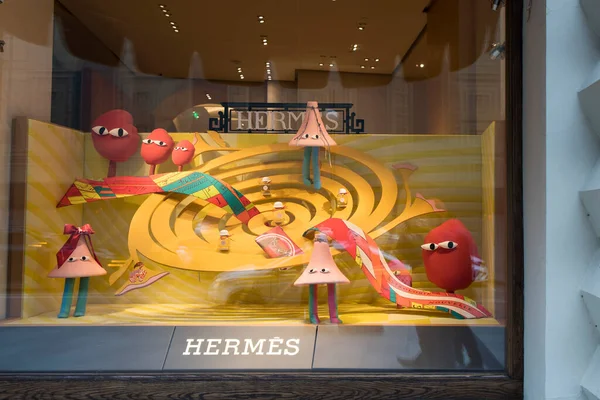 Moscow Russia September 2021 Hermes Fashion Showcases Decorated Toy People — Stock Photo, Image