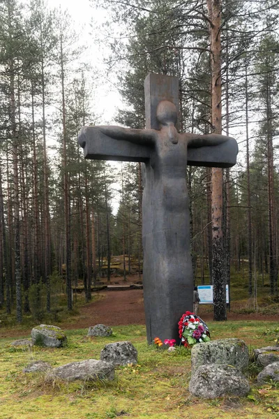 Pitquiaranta Karelia Rússia Agosto 2017 Memorial Scorby Tristeza Cross Primeiro — Fotografia de Stock
