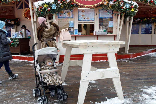 Moscú Rusia Diciembre 2021 Feria Gum Plaza Roja Mercado Navidad — Foto de Stock