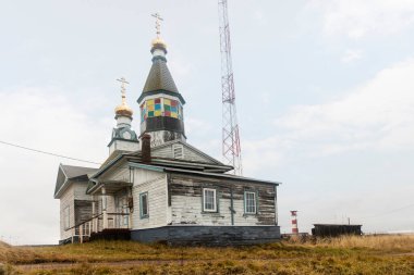 Kashkarantsy, Terskiy bölgesi, Murmansk bölgesi, Rusya - Kasım 2021. Kashkarantsy. Tanrı 'nın Annesi Tikhvin Simgesi Kilisesi.