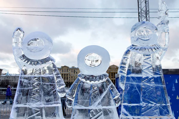 Moscow Russia 012022 Ice Sculptures Characters Disney Cartoons Were Installed — Stock Photo, Image