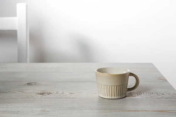 Pequeña Taza Café Sobre Una Mesa Beige Lugar Para Texto — Foto de Stock