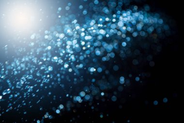 siyah arka plan üzerinde renkli bokeh