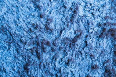 Uzun yığın desenli mavi kumaş halı