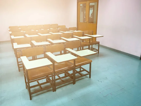 Chaises Bois Dans Fond Salle Classe — Photo