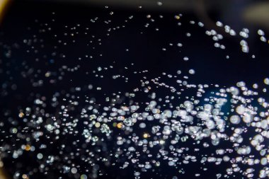 siyah arka plan üzerinde renkli bokeh