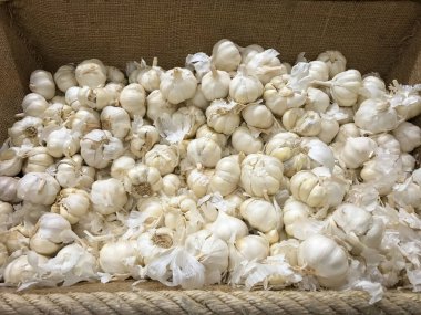 piyasa arka planda sarımsak