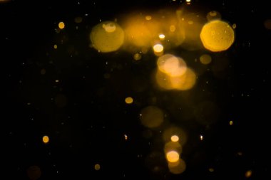 Siyah arka plan üzerinde ışık bokeh bulanıklık