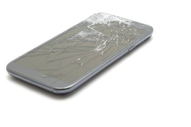 beyaz arkaplanda izole edilmiş akıllı telefonu kır