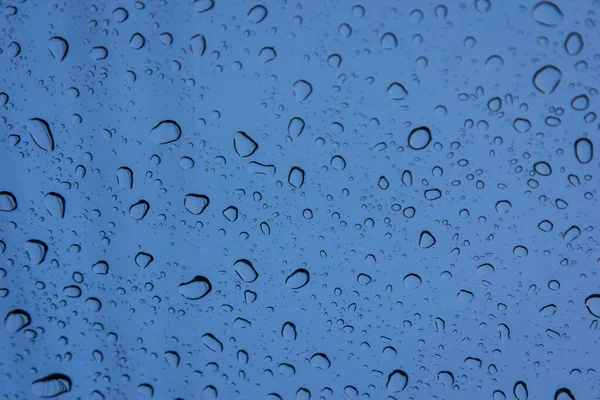 玻璃雨日滴水 — 图库照片