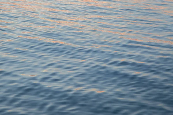 Wellen Und Reflexionen Vor Sonnenuntergang Natur Hintergrund — Stockfoto
