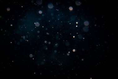 Siyah arka plan üzerinde ışık bokeh bulanıklık