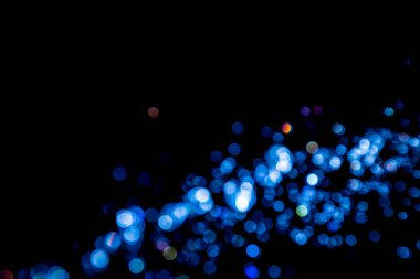 siyah arka plan üzerinde renkli bokeh