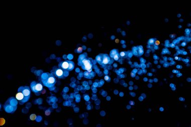 siyah arka plan üzerinde renkli bokeh