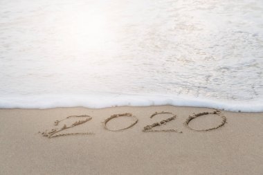 2020 'de kumsalda yeni yıldan önce yazılmış.