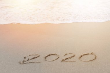 2020 'de kumsalda yeni yıldan önce yazılmış.