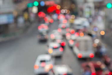Trafik ışığı arka plan ile şehirde trafik sıkışıklığı Bulanıklığı
