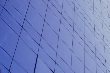 Mavi cam pencere modern ofis için bina enerji tasarrufu