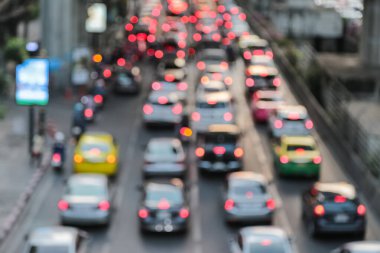 Büyük şehir işletmelerinde trafik sıkışıklığının soyut arkaplan bulanıklığı