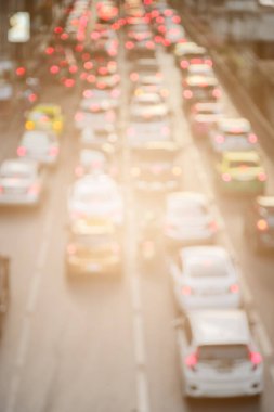 Büyük şehir işletmelerinde trafik sıkışıklığının soyut arkaplan bulanıklığı